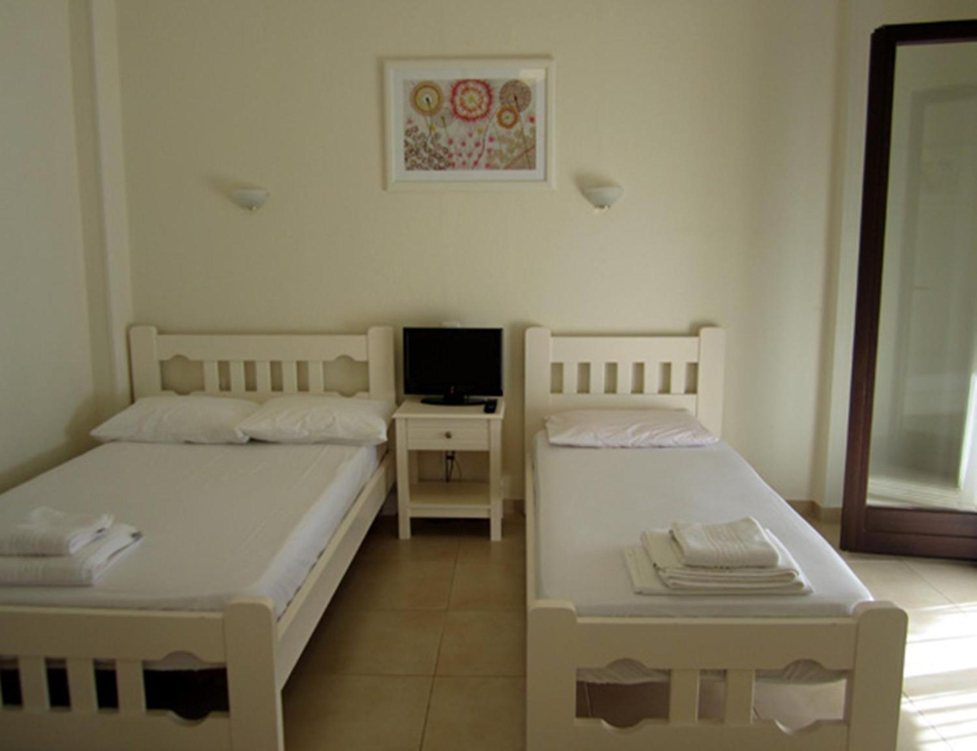 Spyrou Studios & Apartments Platanidia المظهر الخارجي الصورة