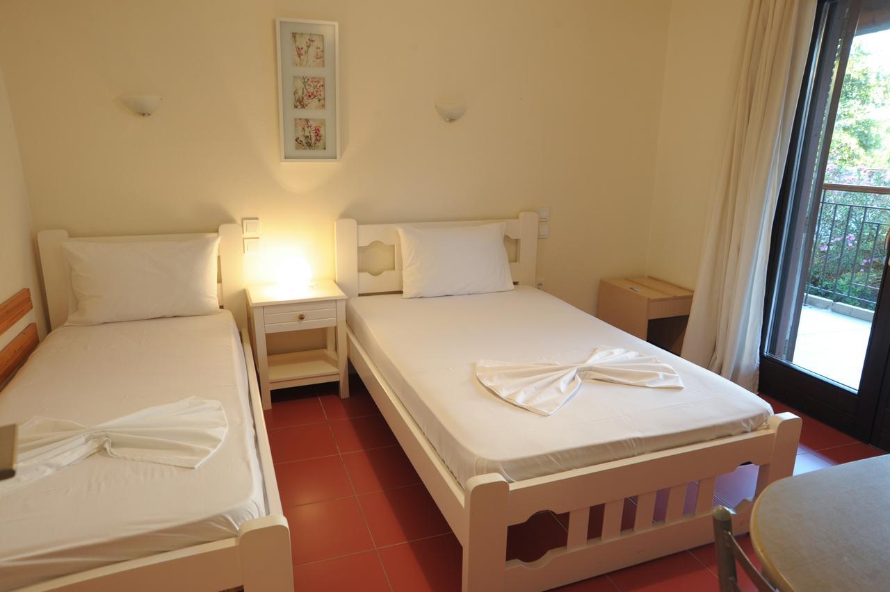 Spyrou Studios & Apartments Platanidia المظهر الخارجي الصورة